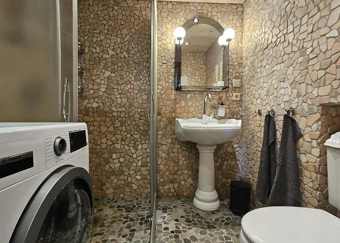 Joeveere Majutus * Parnawa